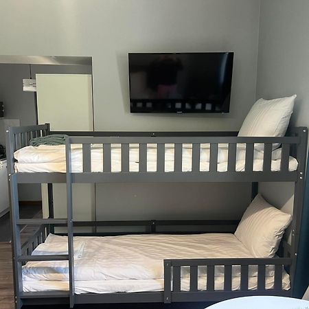 Aparthotel W Dolinie Stawow Zator By Housine Las Номер фото