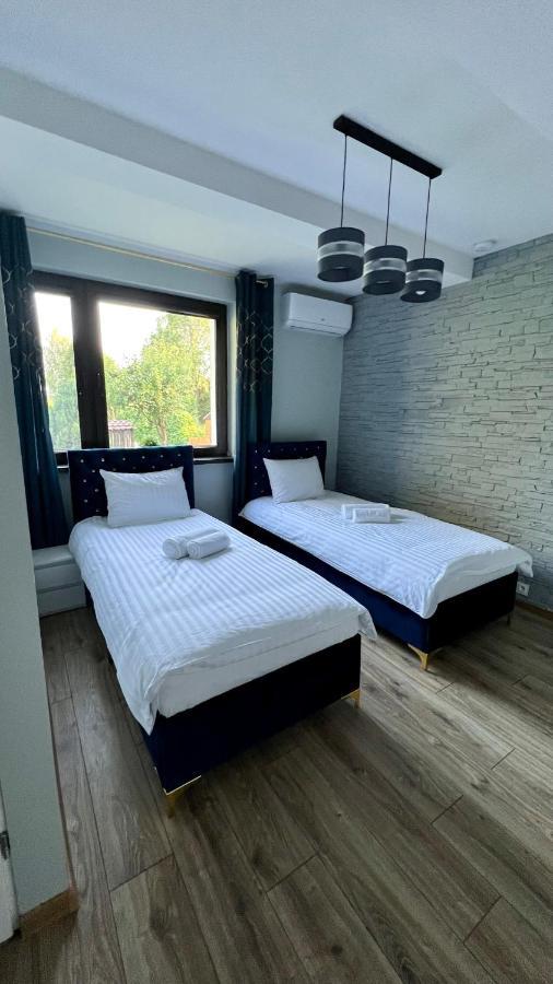 Aparthotel W Dolinie Stawow Zator By Housine Las Экстерьер фото