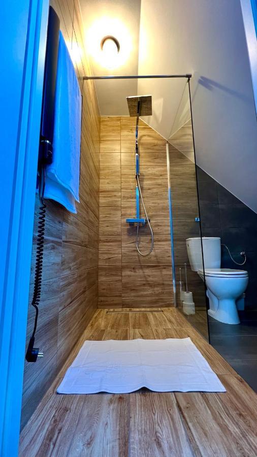 Aparthotel W Dolinie Stawow Zator By Housine Las Экстерьер фото